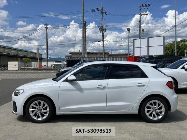 Audi A1 2020-10 8485033-4
