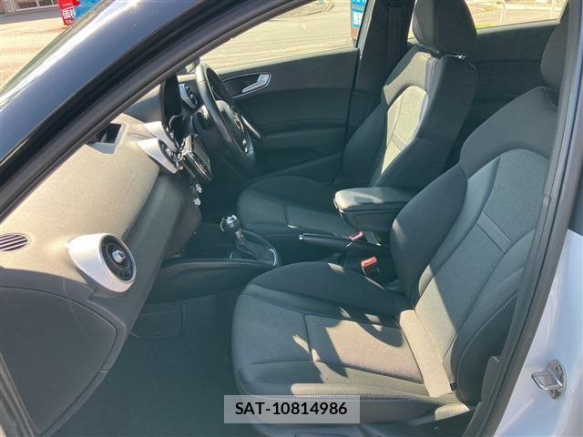 Audi A1 2013-06 8523587-12