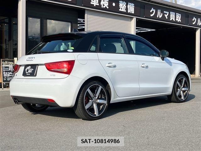 Audi A1 2013-06 8523587-4