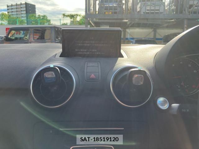 Audi A1 2017-07 8625843-11