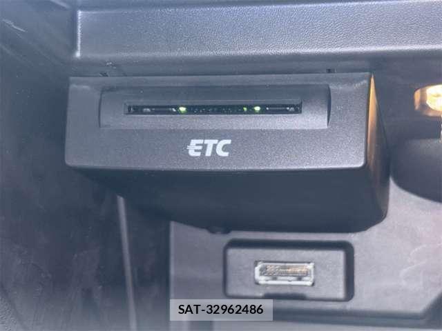 Audi A1 2017-12 8740537-10