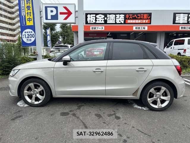 Audi A1 2017-12 8740537-18
