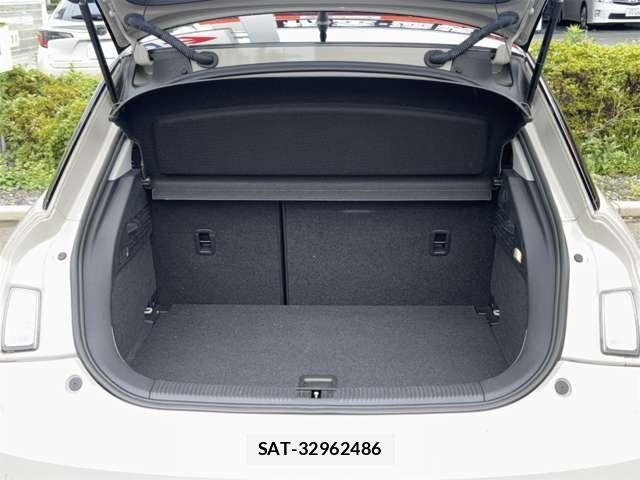 Audi A1 2017-12 8740537-19