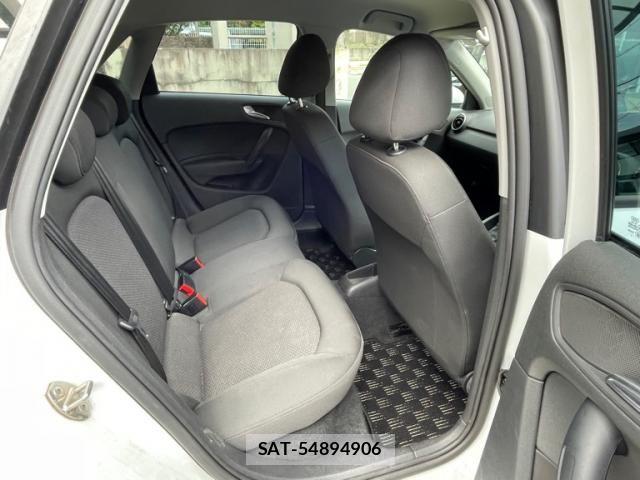 Audi A1 2015-08 8740538-10