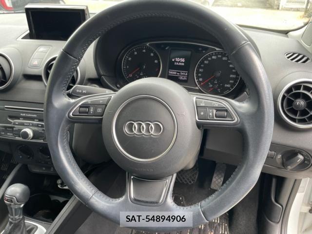 Audi A1 2015-08 8740538-15
