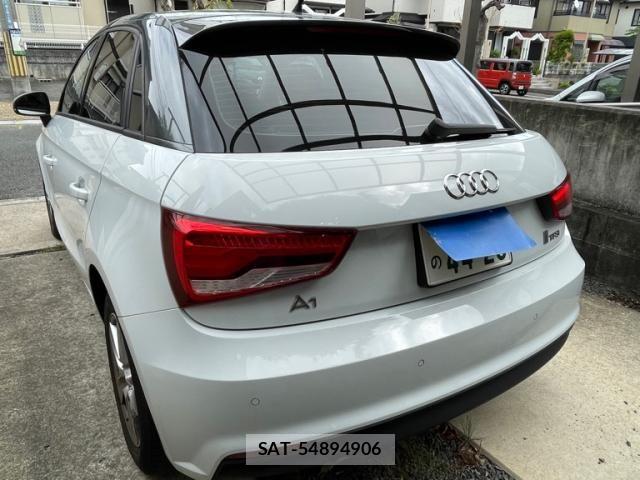 Audi A1 2015-08 8740538-3