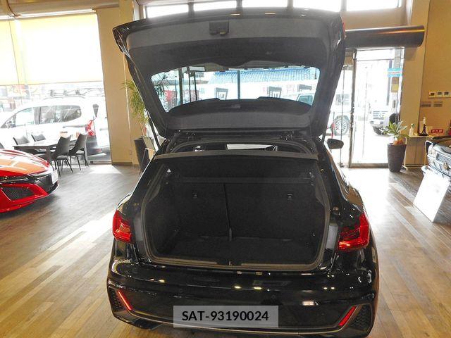 Audi A1 2025-05 8827886-28