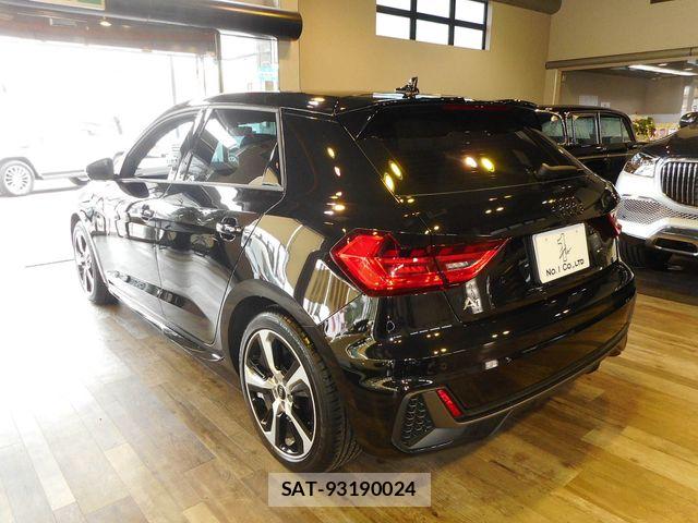 Audi A1 2025-05 8827886-8