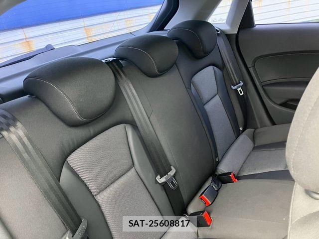 Audi A1 2016-05 8827885-5