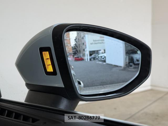 Audi A3 SEDAN 2023-03 3355532-14
