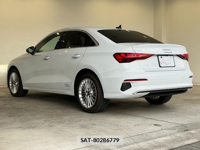 Audi A3 SEDAN 2023-03 3355532-2