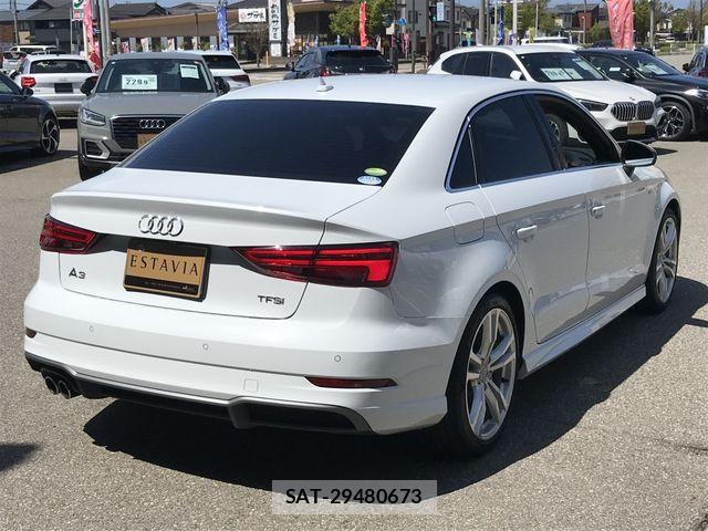 Audi A3 SEDAN 2018-03 6525457-2