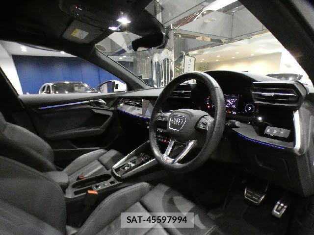 Audi A3 SEDAN 2022-05 6690915-11