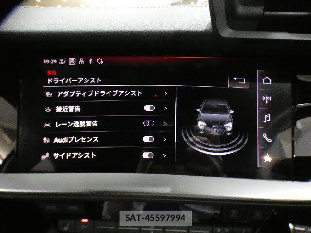 Audi A3 SEDAN 2022-05 6690915-15