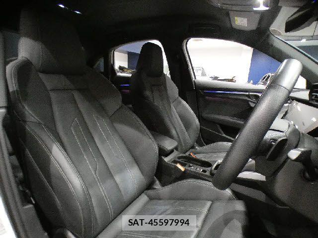 Audi A3 SEDAN 2022-05 6690915-24