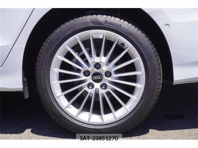 Audi A3 SEDAN 2023-04 6902176-13