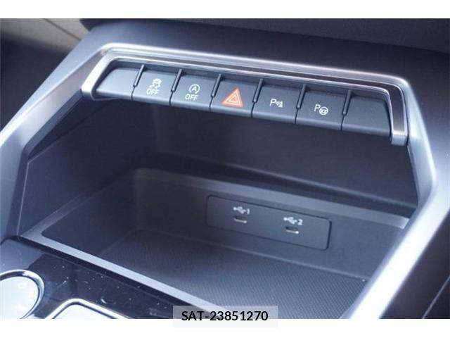 Audi A3 SEDAN 2023-04 6902176-26
