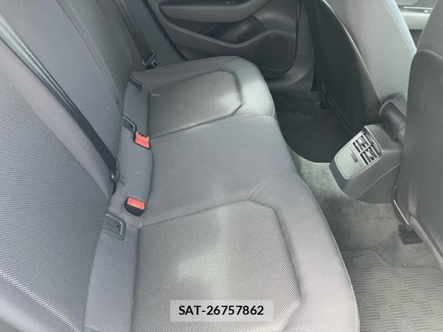 Audi A3 SEDAN 2019-10 7214973-14