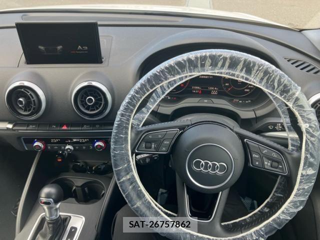 Audi A3 SEDAN 2019-10 7214973-20