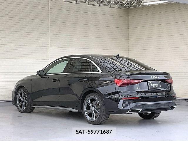 Audi A3 SEDAN 2023-02 7214972-16