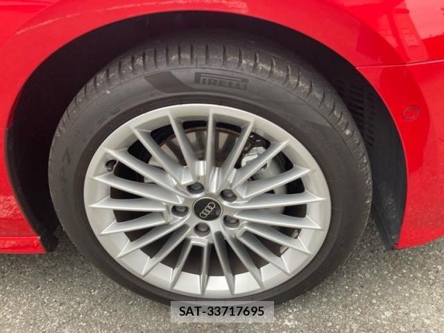 Audi A3 SEDAN 2023-02 7214971-7