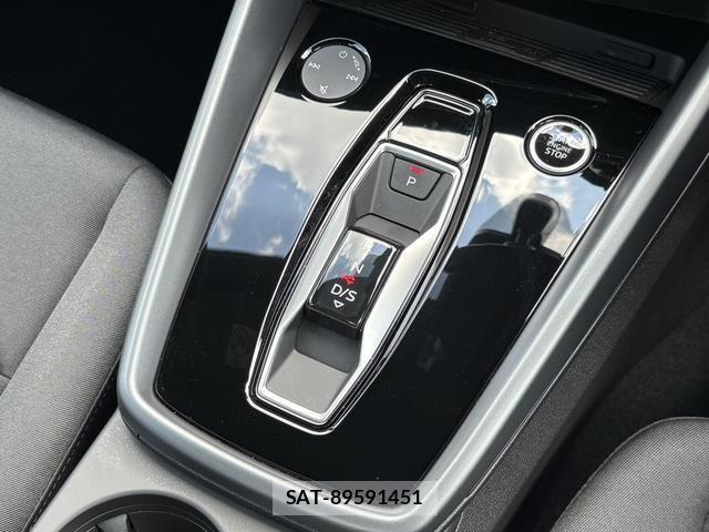 Audi A3 SEDAN 2025-10 7271541-11
