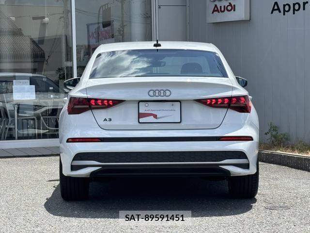 Audi A3 SEDAN 2025-10 7271541-13