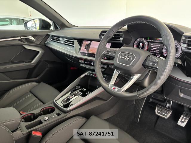 Audi A3 SEDAN 2025-11 7325716-1
