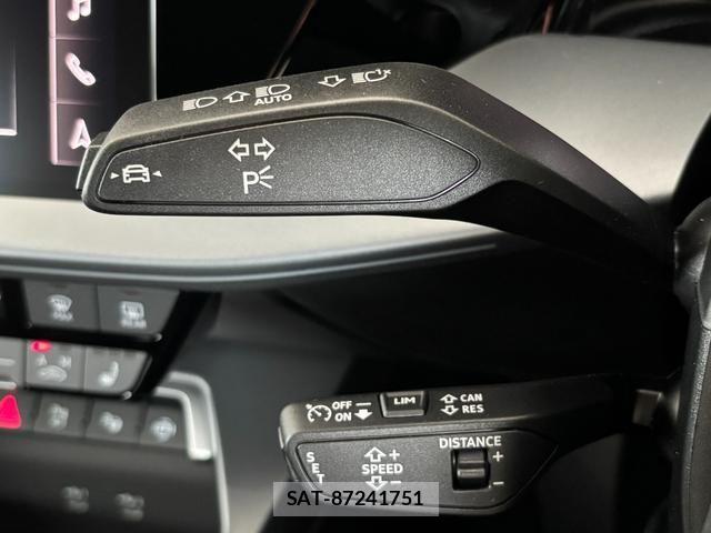 Audi A3 SEDAN 2025-11 7325716-7