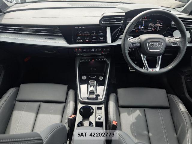 Audi A3 SEDAN 2025-10 7325717-10