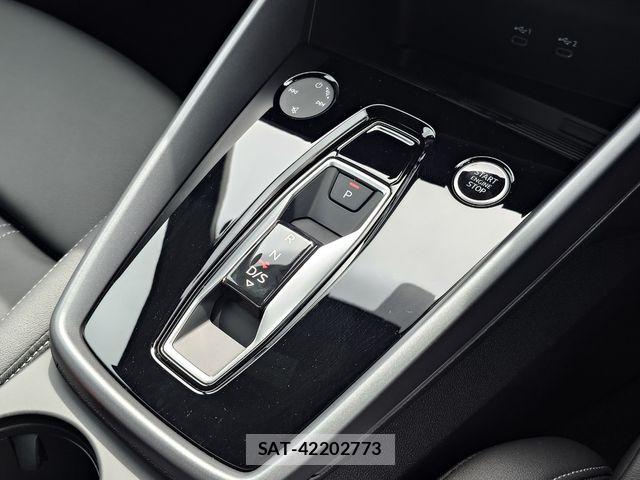 Audi A3 SEDAN 2025-10 7325717-11