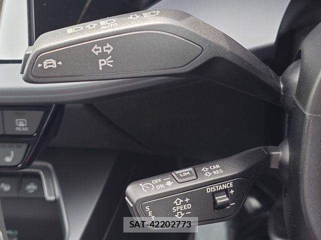 Audi A3 SEDAN 2025-10 7325717-7
