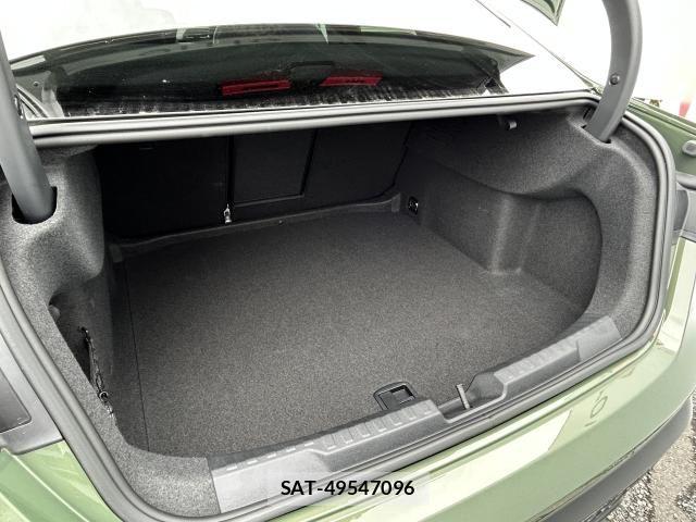 Audi A3 SEDAN 2025-03 7325714-15