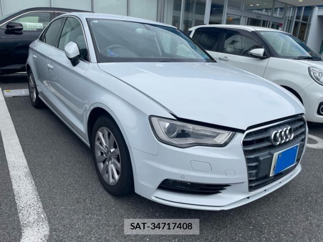 Audi A3 SEDAN 2014-05 7356851-1