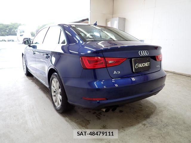 Audi A3 SEDAN 2015-03 7356846-2