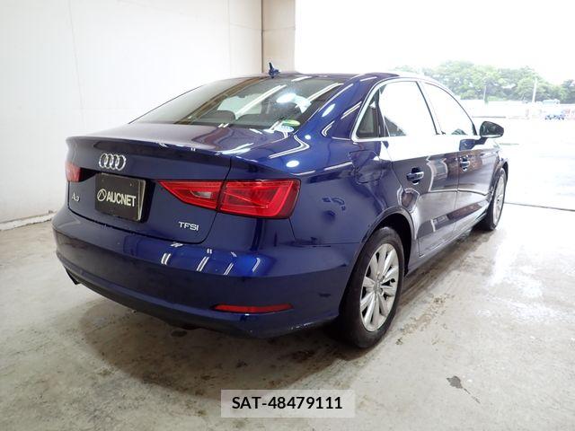 Audi A3 SEDAN 2015-03 7356846-7