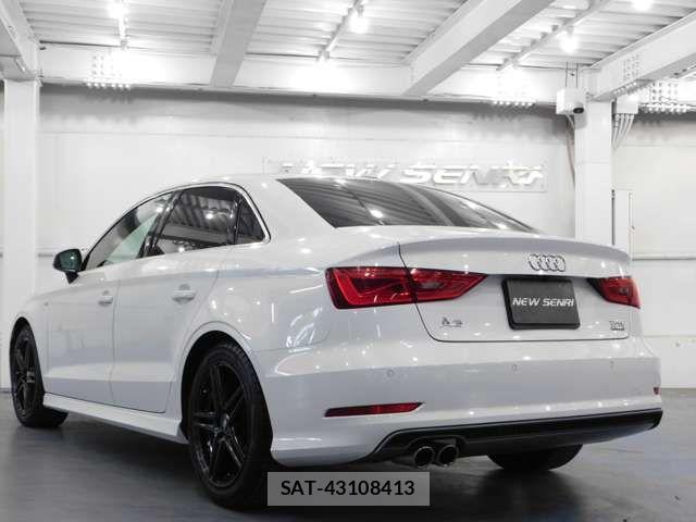 Audi A3 SEDAN 2015-05 7356850-1