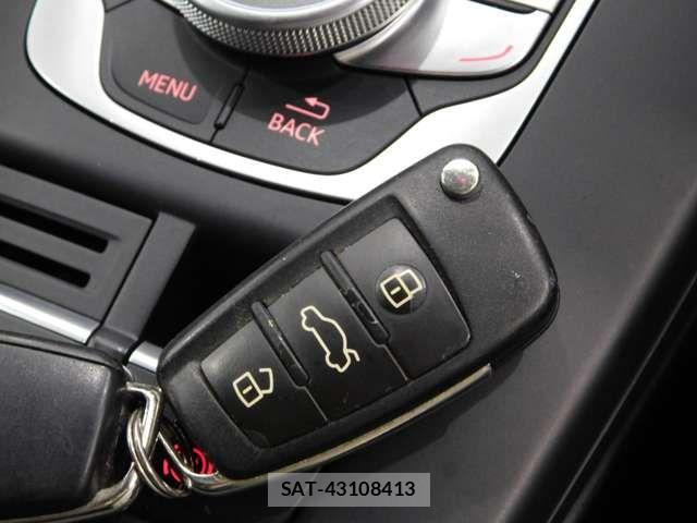 Audi A3 SEDAN 2015-05 7356850-19