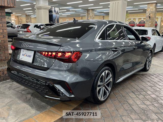 Audi A3 SEDAN 2025-03 7452960-9