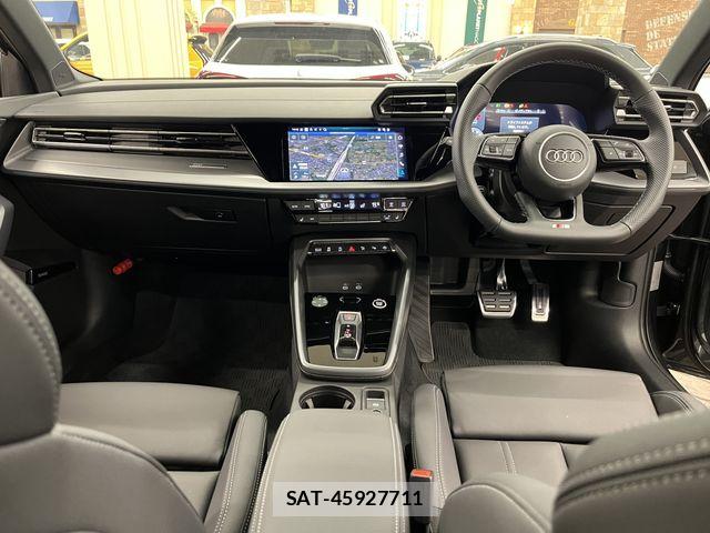 Audi A3 SEDAN 2025-03 7452960-1