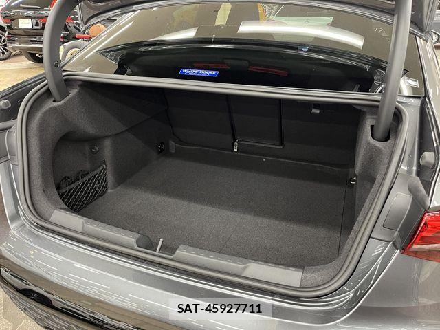 Audi A3 SEDAN 2025-03 7452960-5