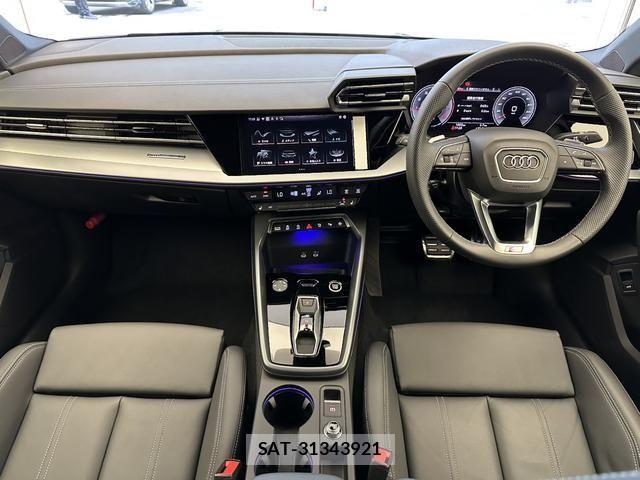 Audi A3 SEDAN 2025-11 7452963-1