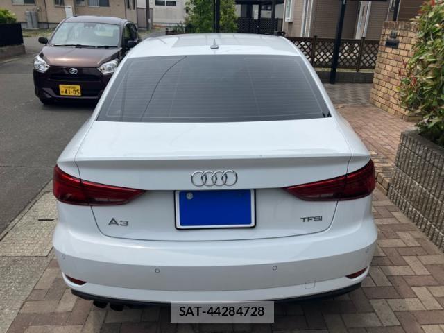 Audi A3 SEDAN 2018-03 7452964-4