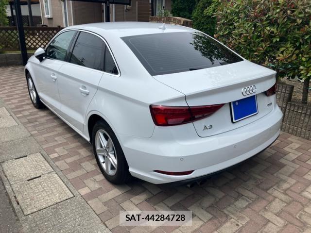 Audi A3 SEDAN 2018-03 7452964-6