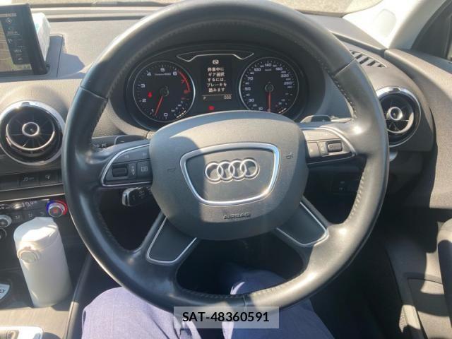 Audi A3 SEDAN 2015-09 7452967-15