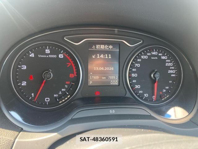 Audi A3 SEDAN 2015-09 7452967-19