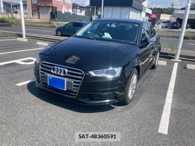 Audi A3 SEDAN 2015-09 7452967-2