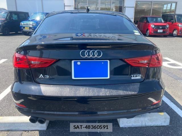Audi A3 SEDAN 2015-09 7452967-3
