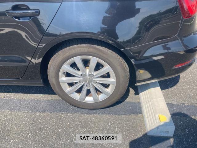 Audi A3 SEDAN 2015-09 7452967-6