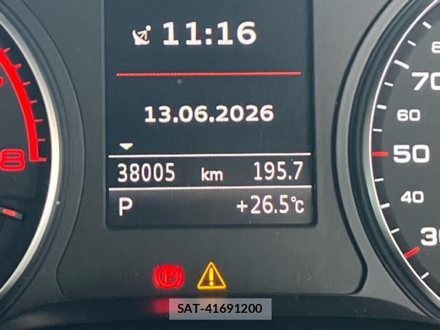 Audi A3 SEDAN 2014-06 7499574-14